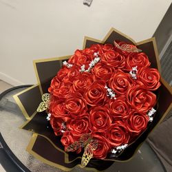 Bonito Ramo DEROSAS Rojas Flores Eternas Echas Amano