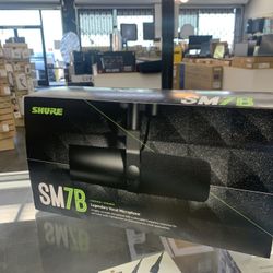 Shure SM7B