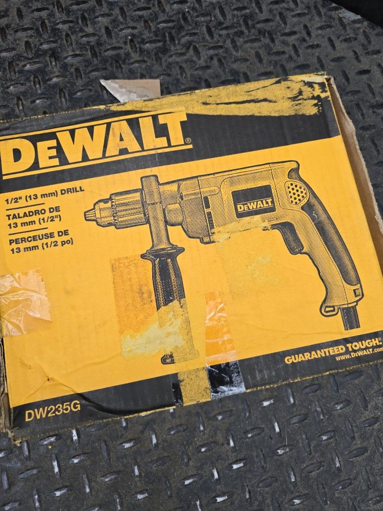 Dewalt 7.8 Amp 1/2 in. Variable Speed Reversing Dual-Range Hammer Drill