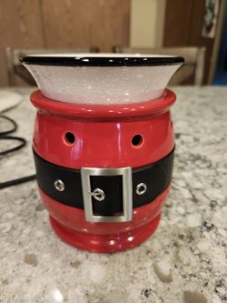 SCENTSY WARMER JOLLY SANTA SUIT
