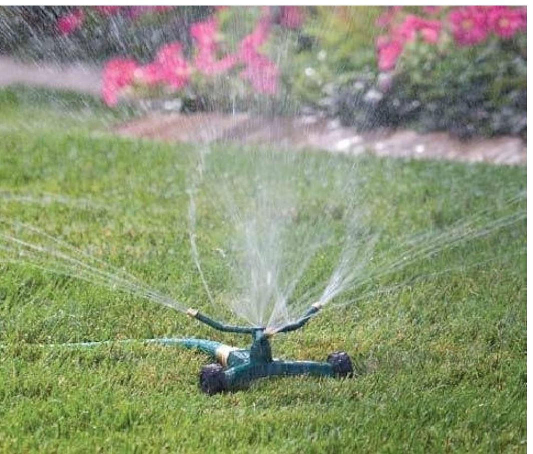 3-ARM METAL WHIRLING SPRINKLER