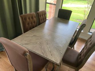 Dining  Table w/ 6 Chairs