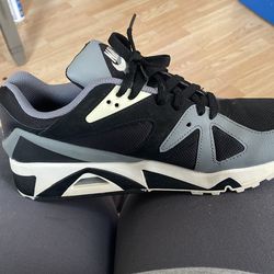 Gray black white nike shoessize9