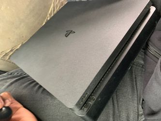 PS4 slim