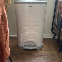 Dekor Diaper Pail 
