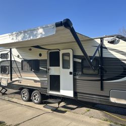 2014 Avenger Travel Trailer 