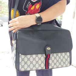 Authentic Vintage Gucci GG Monogram Supreme Sherry Web Ophidia Messenger Crossbody Bag
