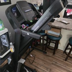 Horizon Fitness T101 GO Treadmill