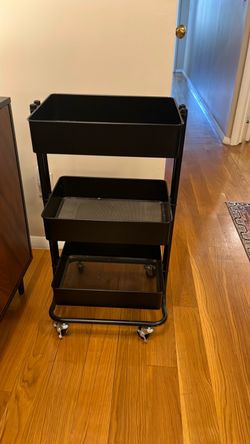 Rolling storage cart