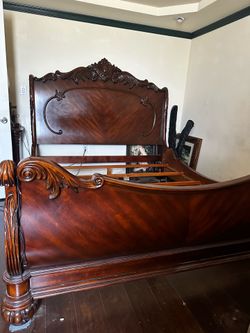 CA King Pure Wood Bed Frame