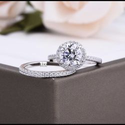 New 18k White Gold Wedding Ring Set 