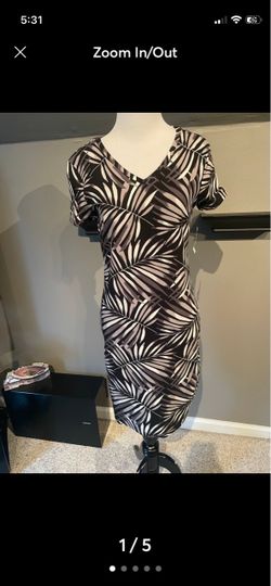 Black & white palm print dress