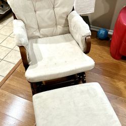 Chair With Ottoman 