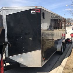 rc trailer 7x16 enclosed trailer 2016 purchased brand new , clean title and currently registered /plated