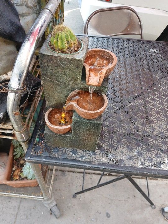 1 Foot Tall Fountain With Area For Your Plant. With Light