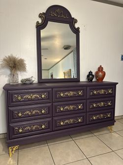 Gorgeous Ornate Vintage Dresser