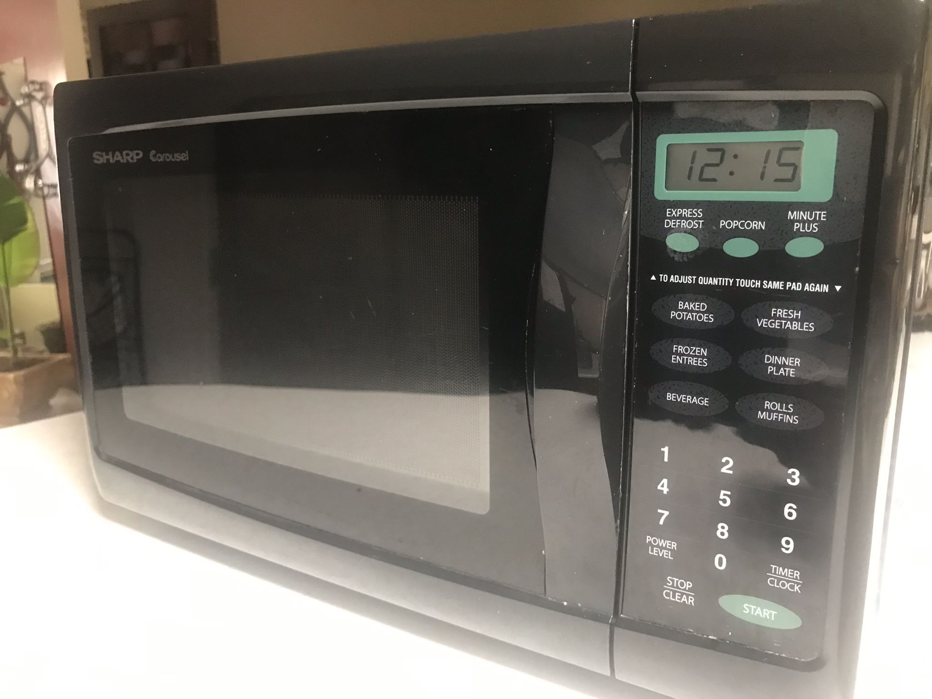 Sharp Carousel Microwave , Black