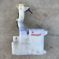2014 Dodge Avenger Windshield Washer Fluid Reservoir 
