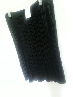 Sanctuary brand black velvet skirt