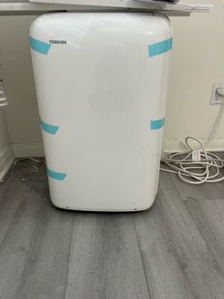 Toshia AC Unit - Remote Controlled