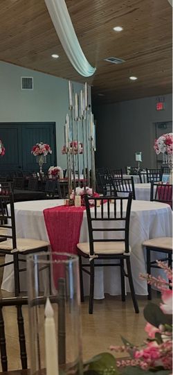 Hot pink table runners