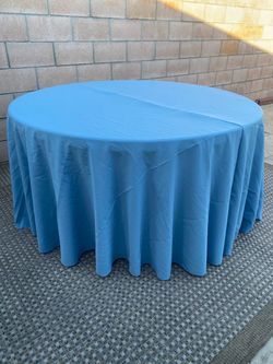 Table cloths for 60 inch round tables