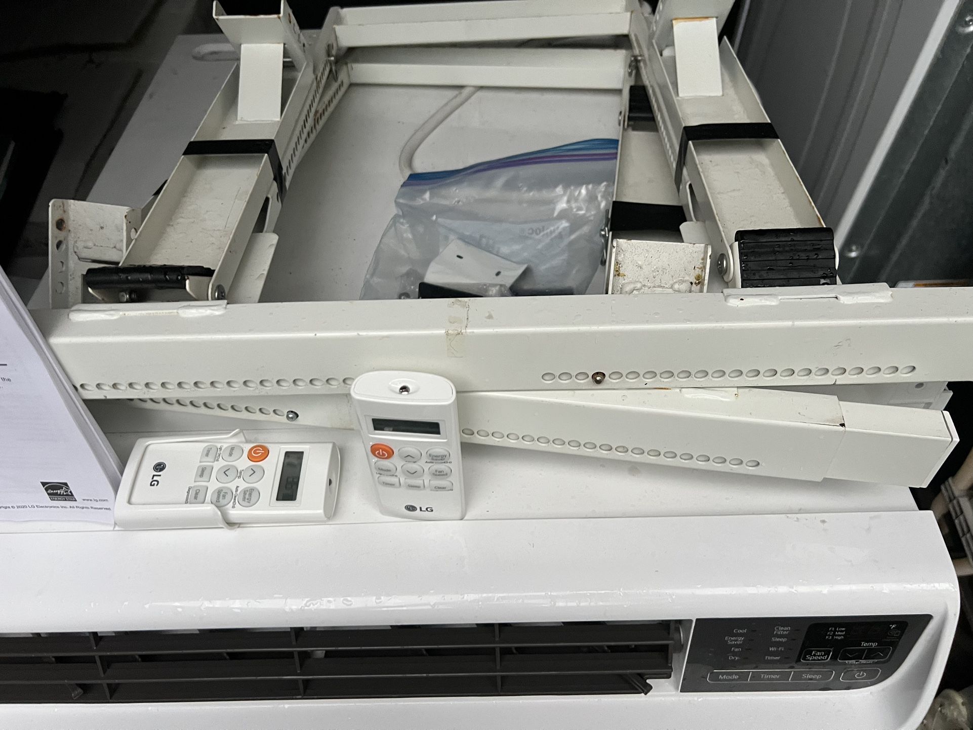 14K LG SMART WINDOW AC