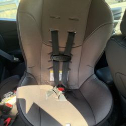 Evenflo car seat