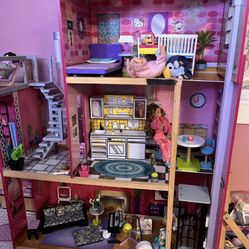 Kid Kraft Doll  House Playset With Accessories 