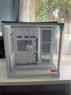 Lian Li 011 vision compact pc case