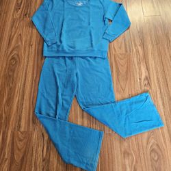 Hanes Sweatshirt And Sweatpants Set