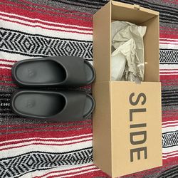 ADIDAS YEEZY SLIDE - GRANITE - SIZE 16