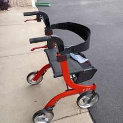 Drive F-22  rollator deluxe walker
