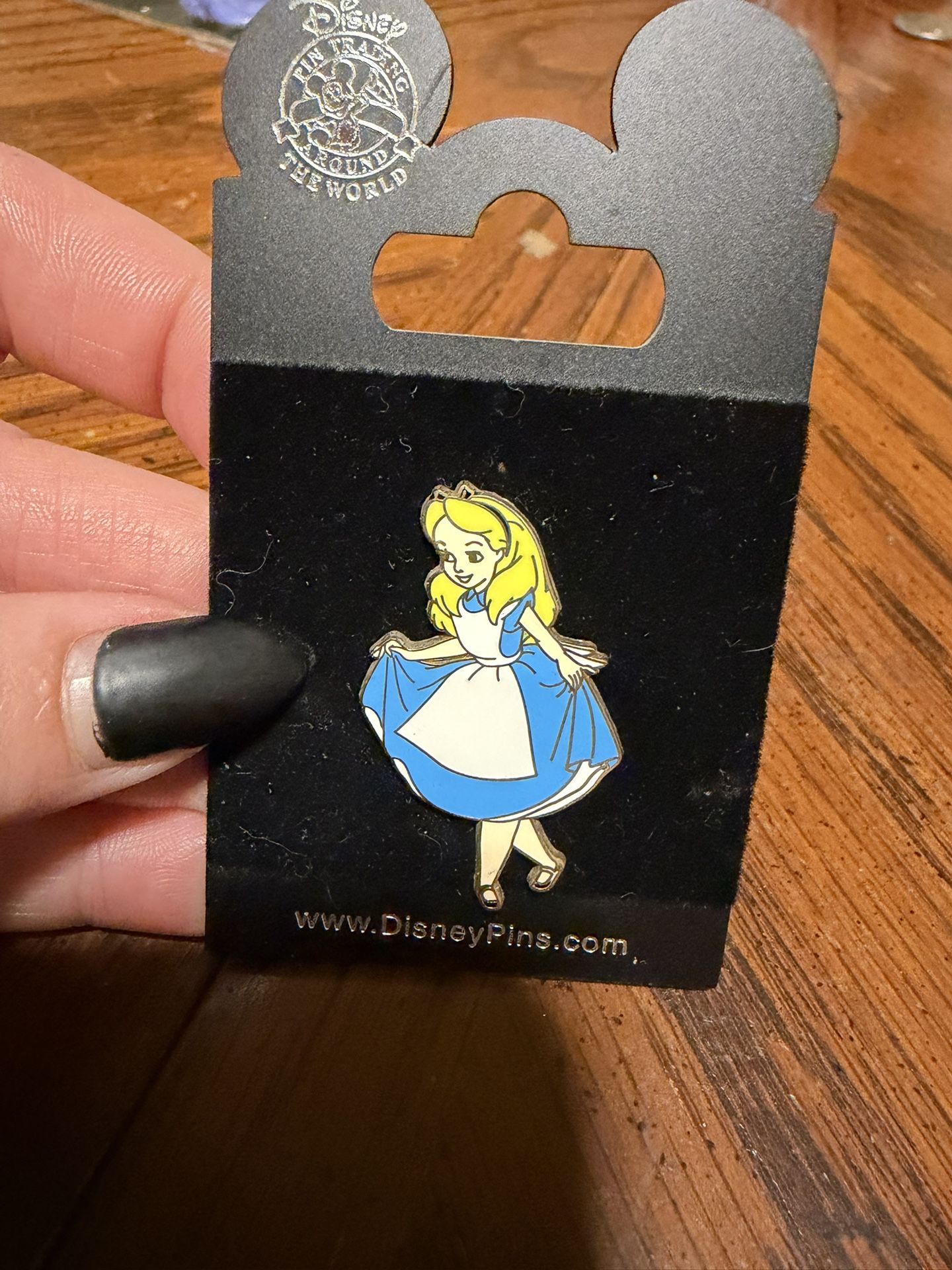 Alice In Wonderland Disneyland Collectible Pin