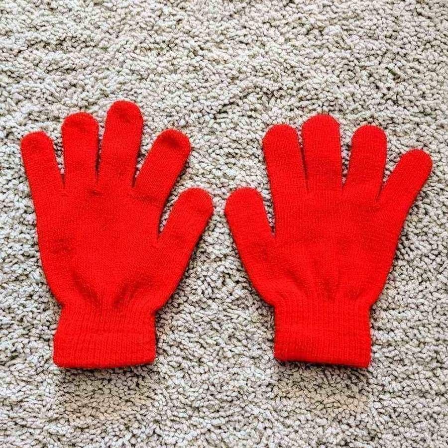 NEW pair of kids children's child toddler red knit stretch gloves mittens