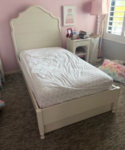Pottery barn Juliette kids twin trundle bed, Sealy twin mattress set & Evie Heart Dream