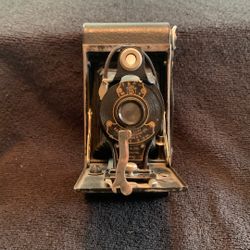 Eastman Kodak Folding Autographic Brownie