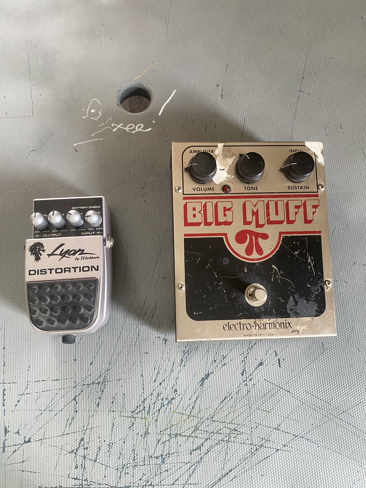 Big Muff Pi And Washburn Lyon Distortion Pedals Need Repair