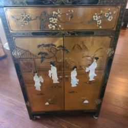 Oriental Black & Gold Cabinet