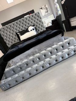✨️ King, Cal King, Queen Bed Frame ✨️ Furniture Sectionals, Bedrooms, Dining Avail