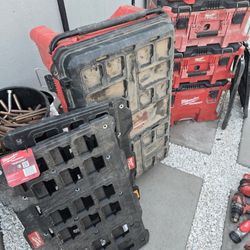 Milwaukee Tools Baxes  