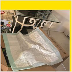 👌🐶🐶🐾/🛌🛏️  $60 each box-4 or 5 boxes available right now. $60 per box.--pick up in yakima.just $60 for 150 pads (1 box) size 36X23!!!. xtra large