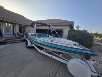 1996 21 ft Commander 7.4.. 454 w/Bravo One Outdrive.