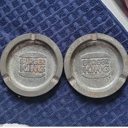 Vintage 70s/80s Berger King Matching 1pcs Ashtrays Rare Metal Collectable ✨️