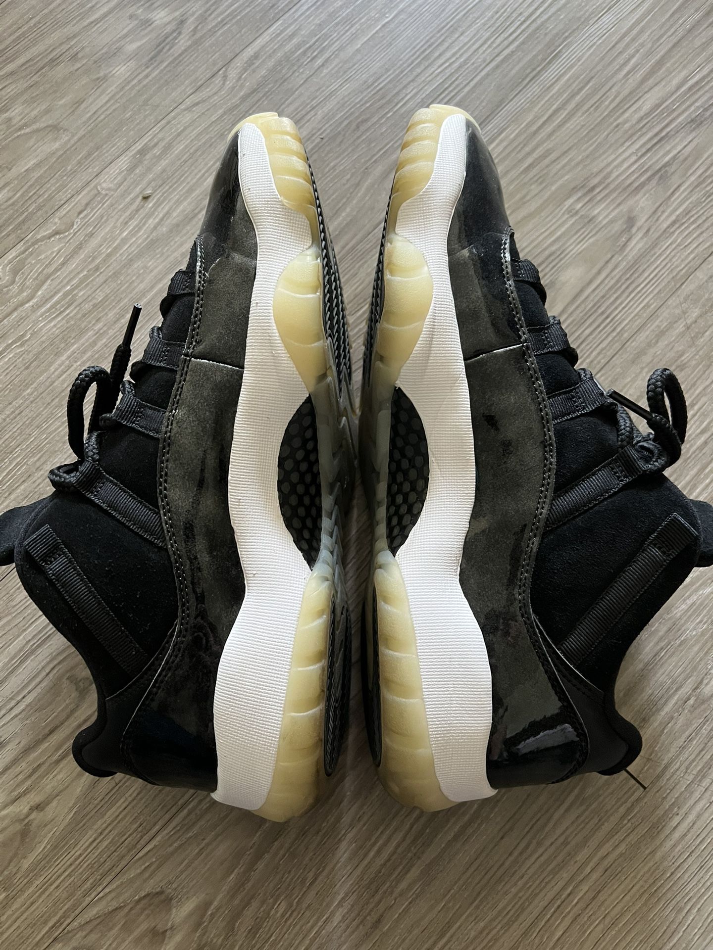 Jordan 11 Low