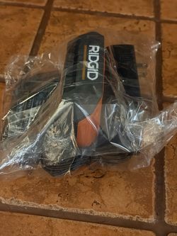 New RIDGID Battery Charger