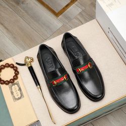 GG Men’s Leather Shoes With Box New 