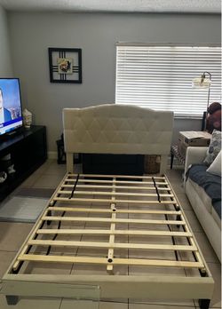 Bed box spring and mattress