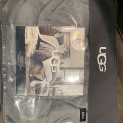 Ugg Comforter 