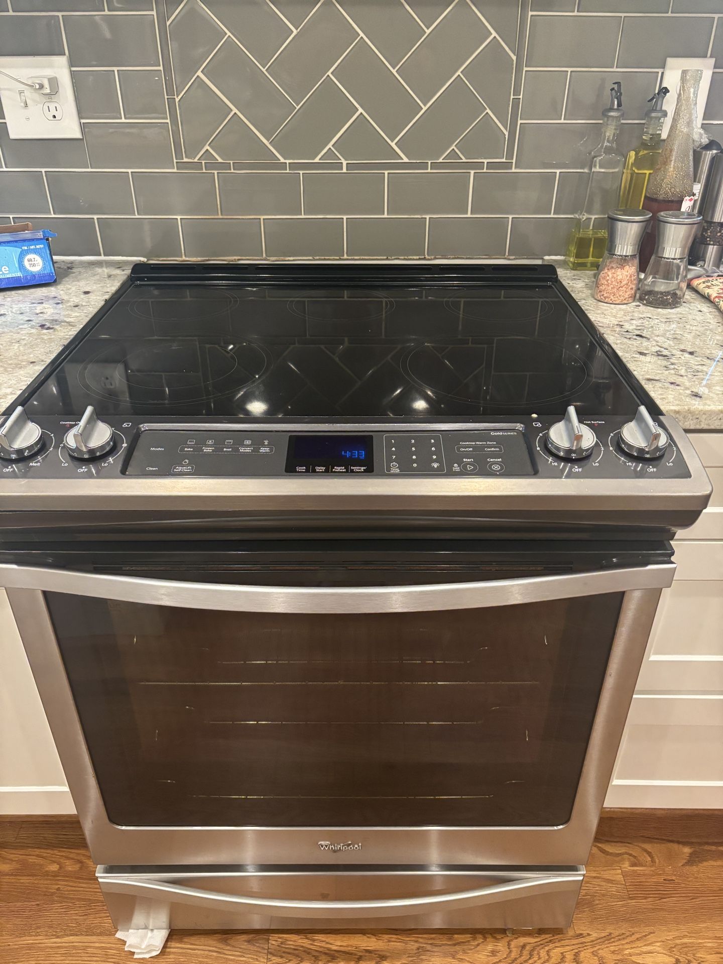 Whirlpool Stove Stainless Steel -Electric